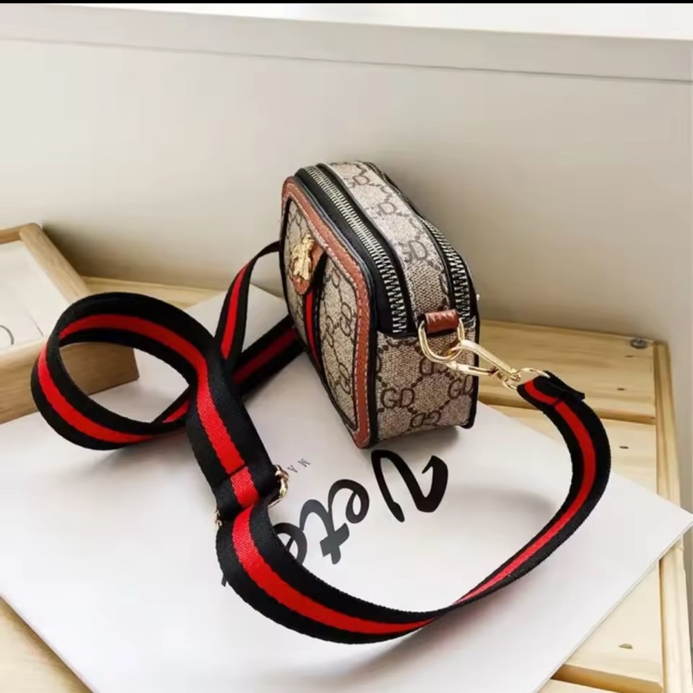 Kids Stylish Brown and Black Crossbody Bag - Picture 2 of 6